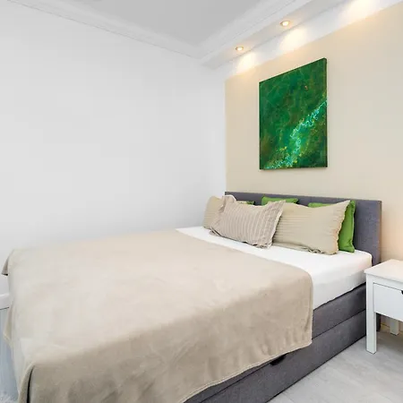 Apartment The Lachmann Vh, 2br One Living Up To 7 People