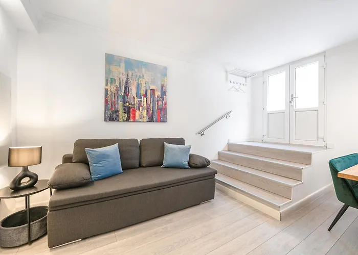 The Lachmann Group Apartment, 2br, One Living Room, 2 Bathrooms, Family Friendly, 4 - 7 Guests 베를린